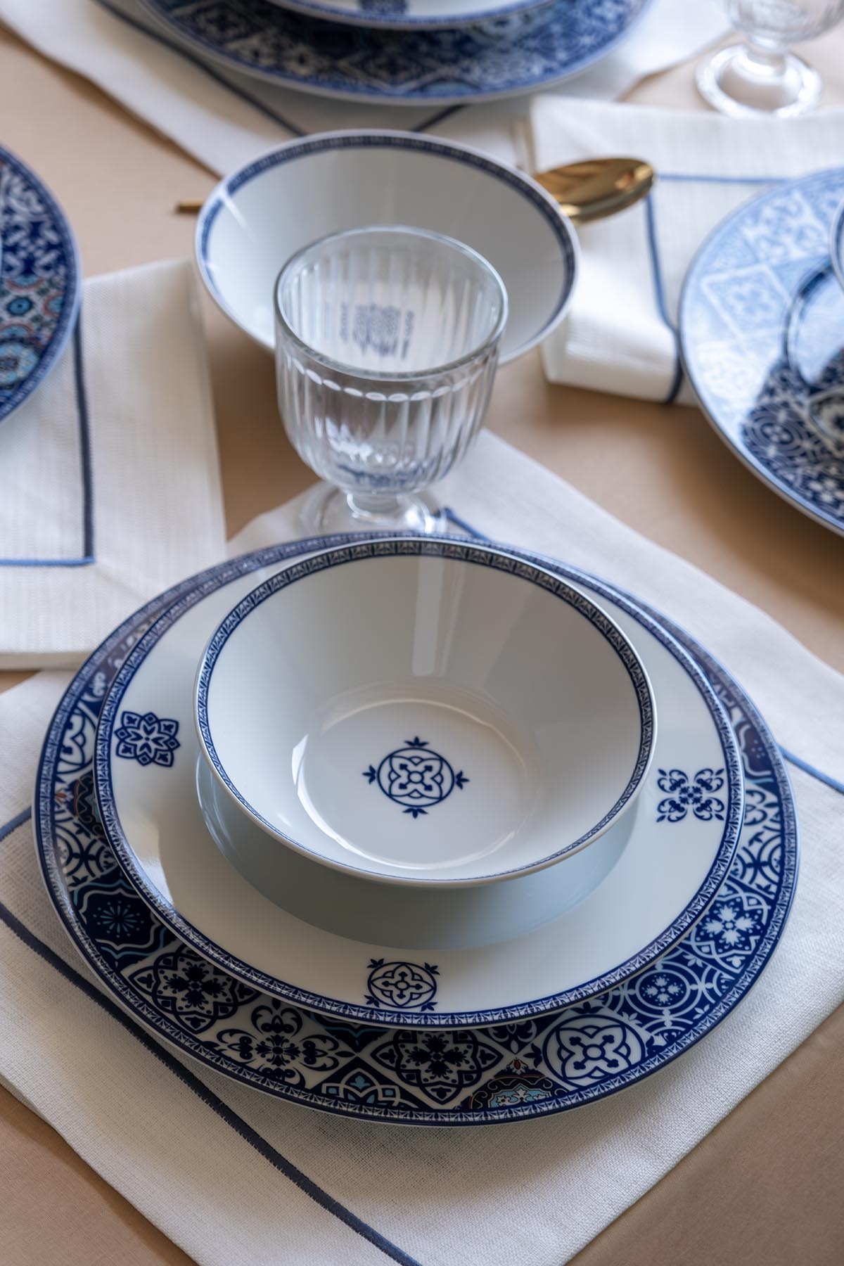 Porselen Yemek Takımı 24 Parça